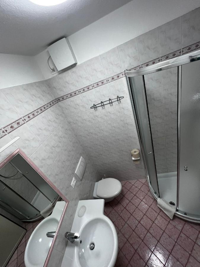 Apartment Cornicello With Pool By Glam Bardolino Exteriér fotografie